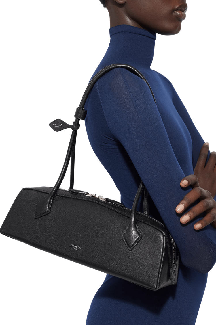 Alaia Le Teckel Medium Bag In Goatskin