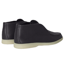 <tc>Loro Piana</tc> 男士露趾踝靴（鹿皮配海狸毛皮）