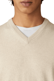 <tc>Loro Piana</tc> เสื้อคอวีคลาสสิกสำหรับผู้ชาย