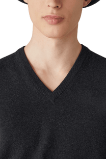 <tc>Loro Piana</tc> เสื้อคอวีคลาสสิกสำหรับผู้ชาย