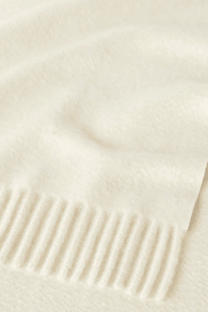 <tc>Loro Piana</tc>的 Loro 圍巾