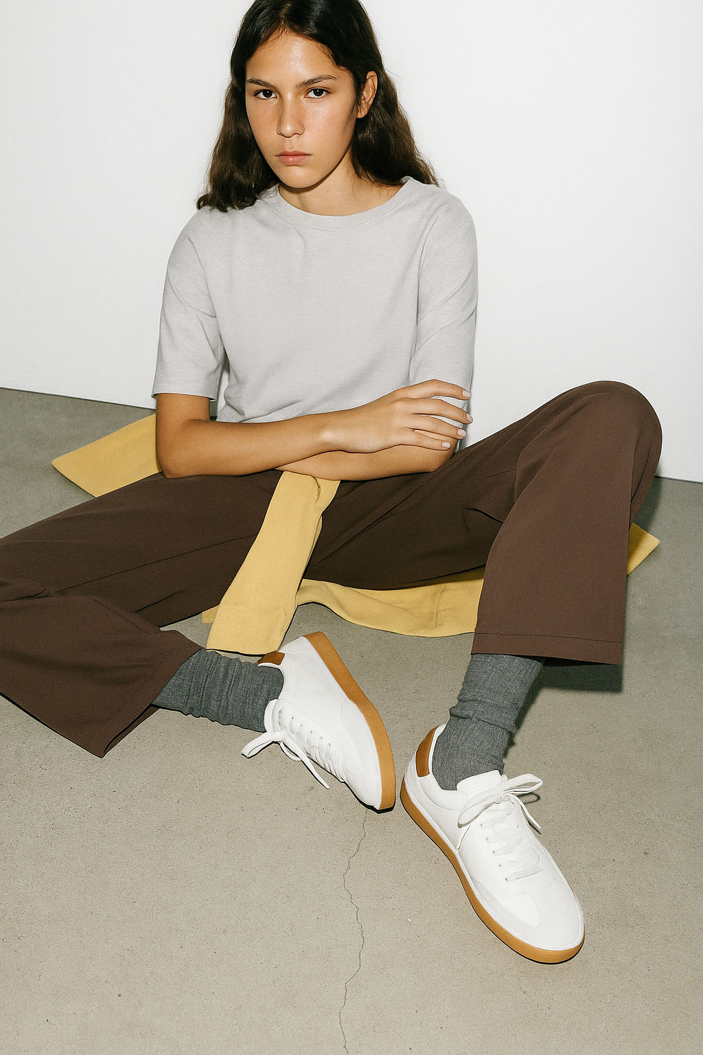 <tc>Loro Piana</tc> 女款網球運動鞋（鹿皮）