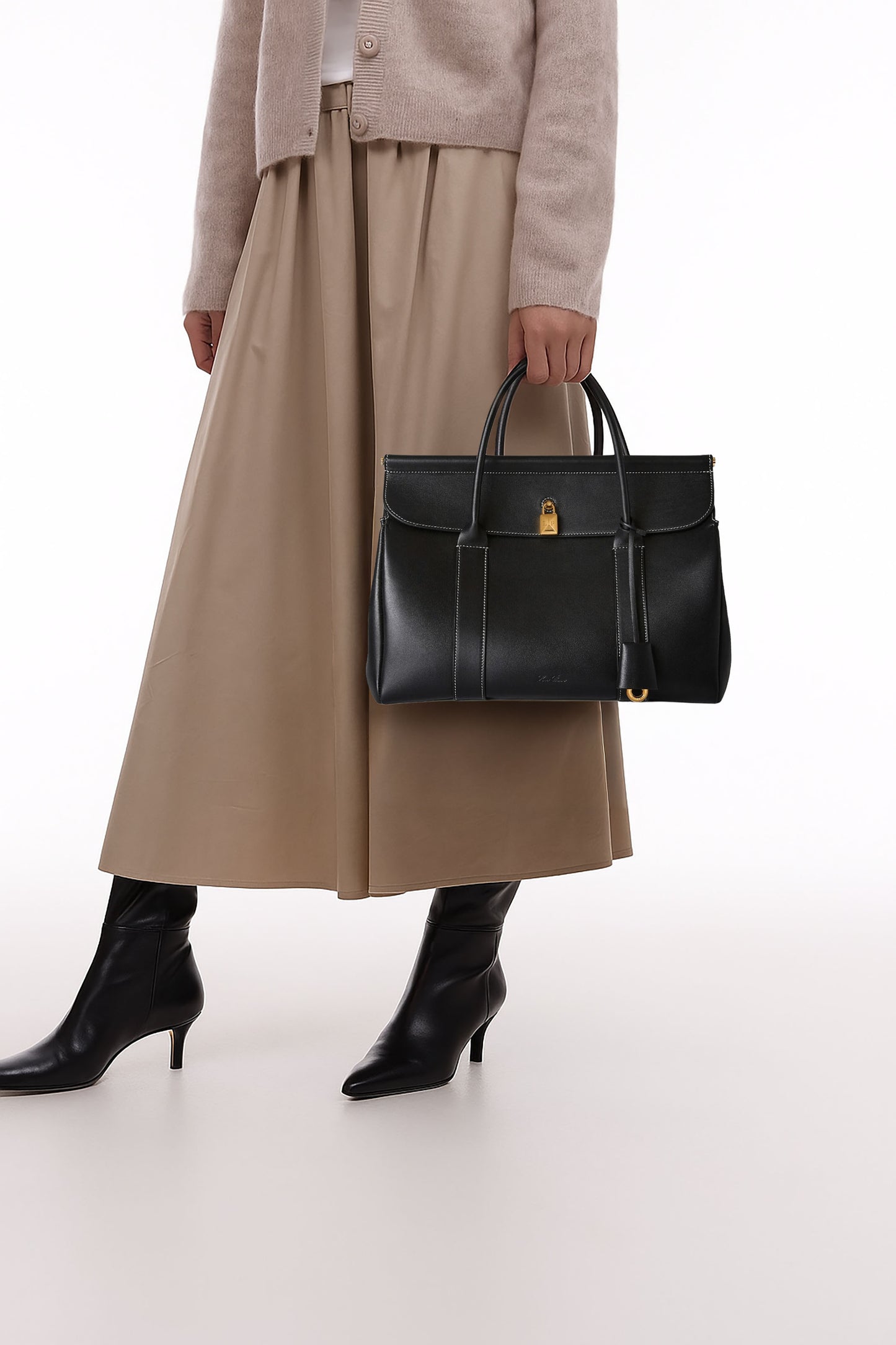 Loro Piana Women's Loom bag L32 (Smooth Calfskin)