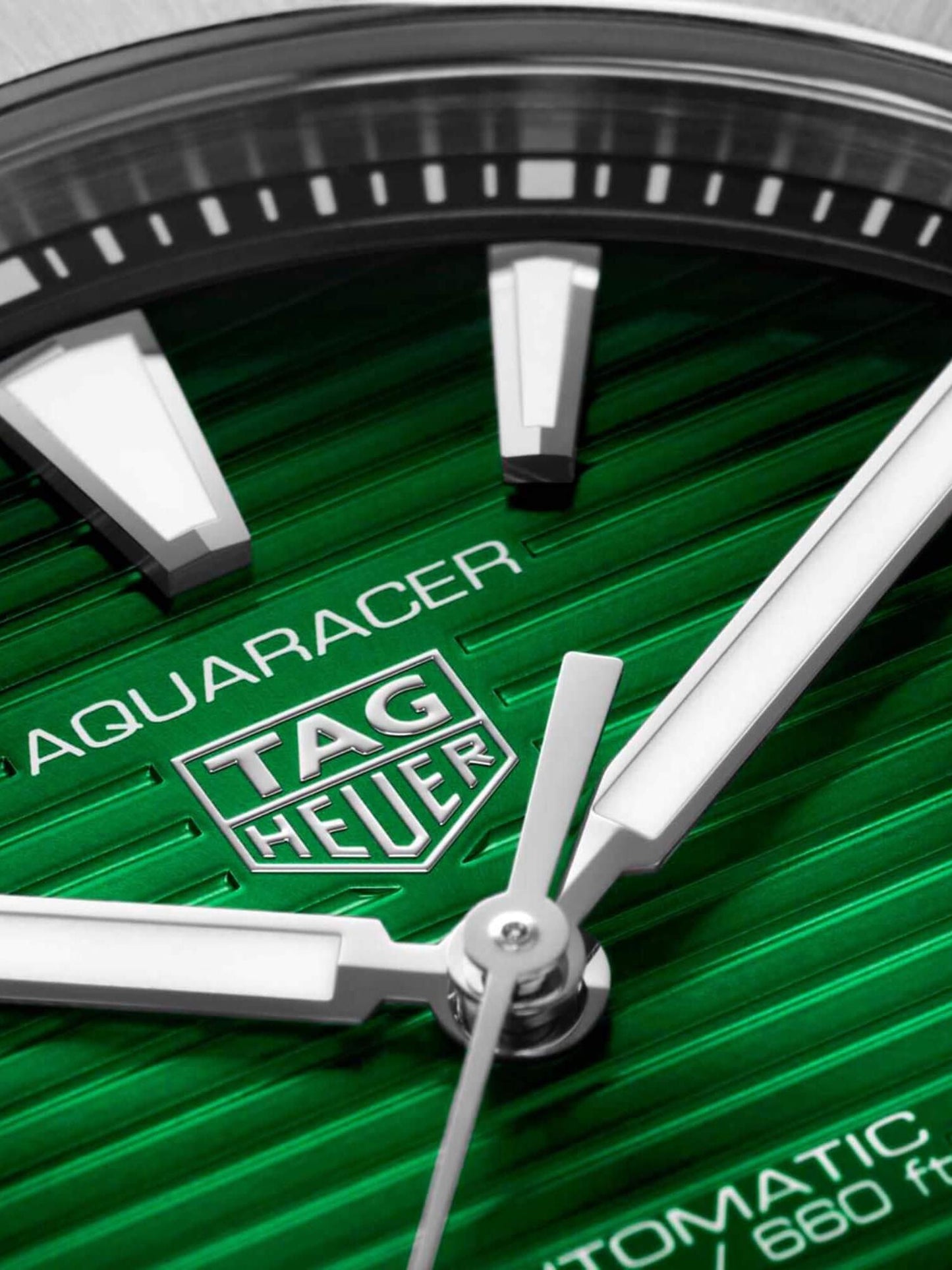 TAG Heuer Aquaracer Professional 200 Date 40mm Green Dial Men's Watch